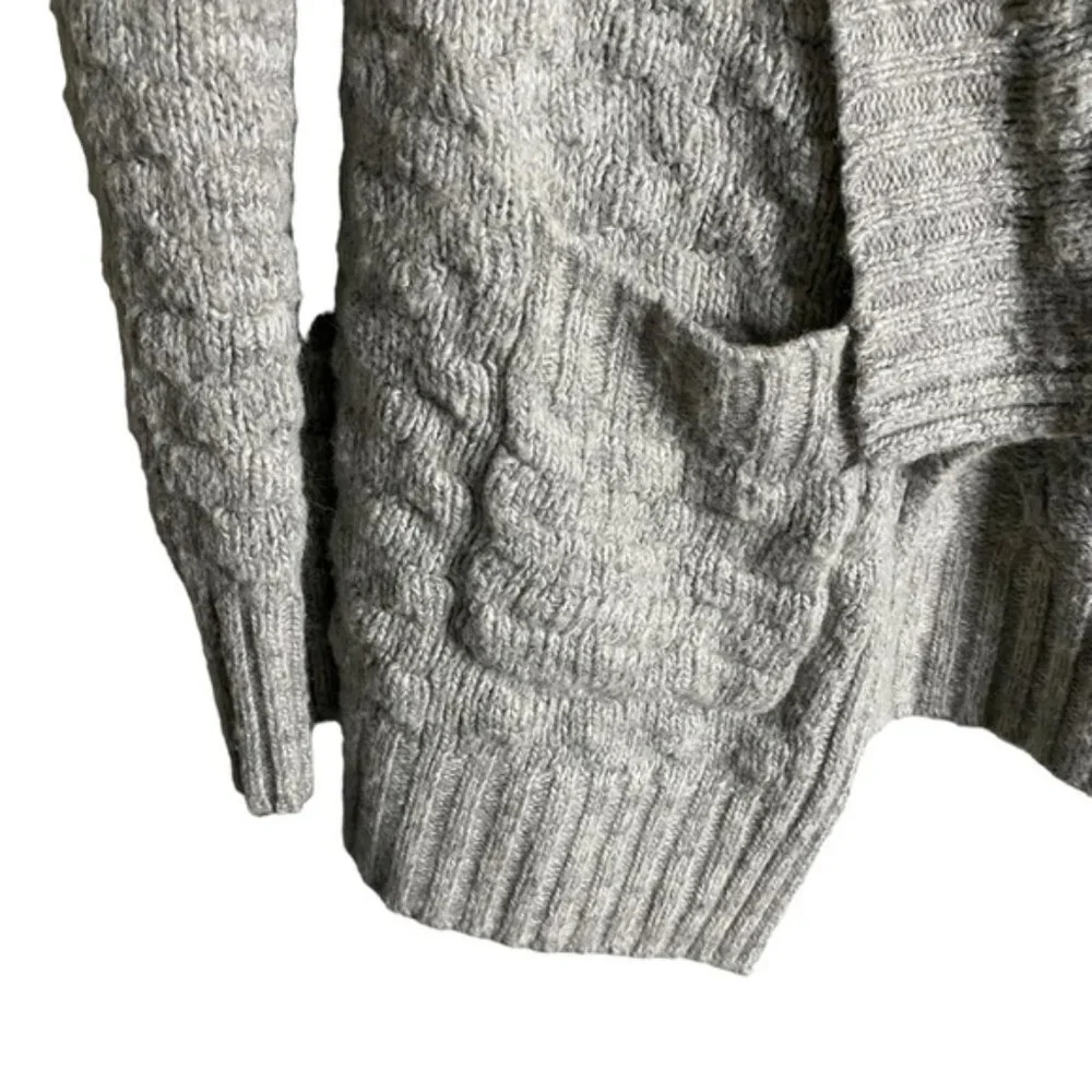 Talula Women's Light Gray Cable Knit Open Front Cardigan - Picture 4 of 8